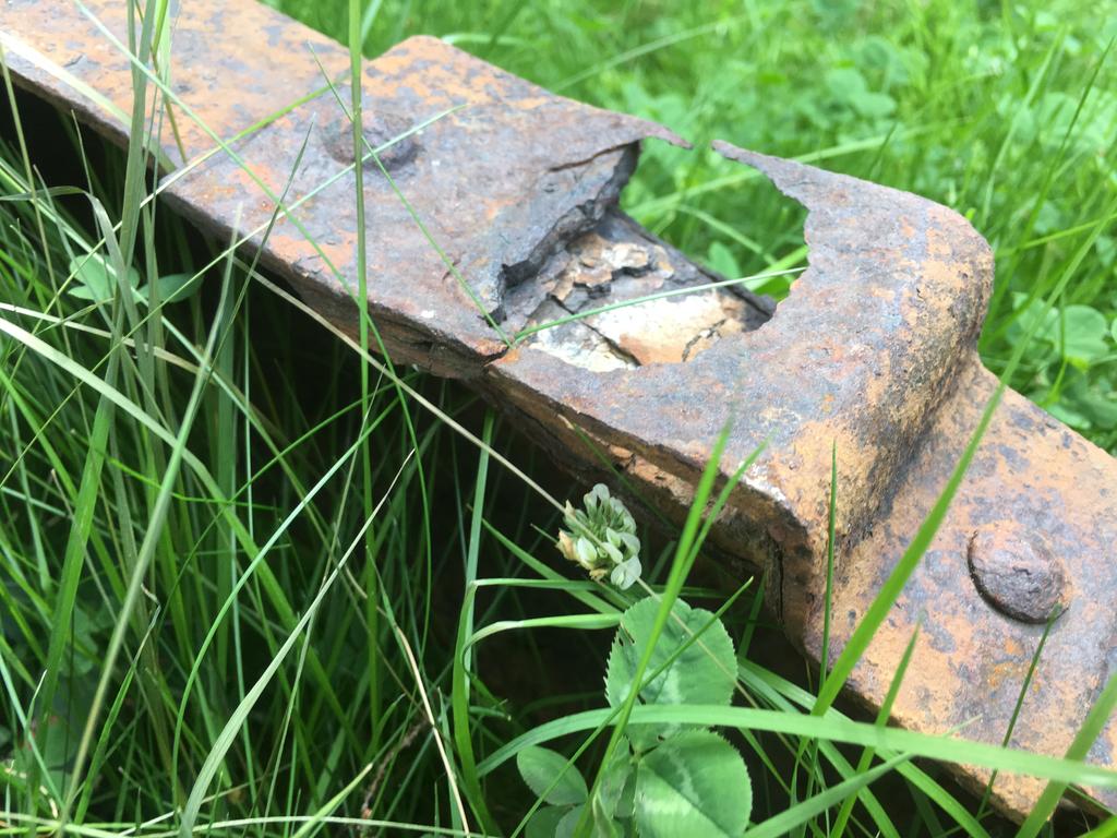 25352BC0 AFE9 4B3B 956D 9063DD4A8241