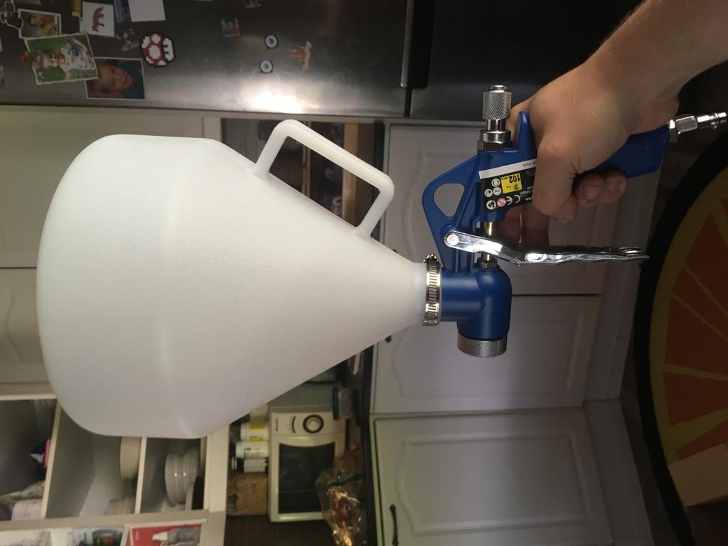 104F10AA 6708 4EC7 92DB 75145B1BDC41