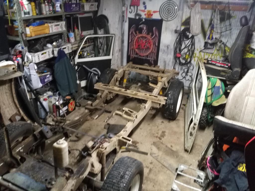 Pienen tallin auto :)