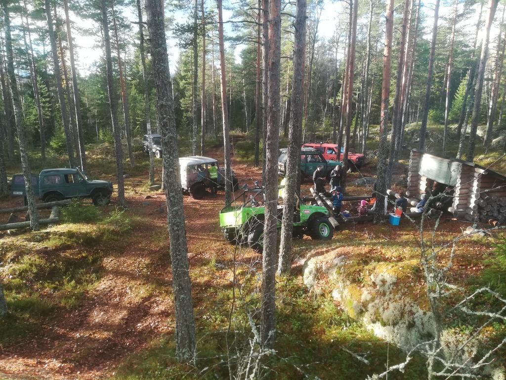 Aurinkokin nyttytyi grillaajille