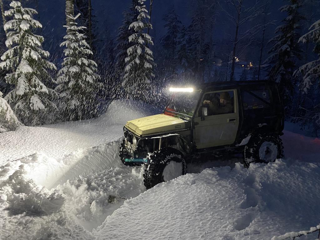 14C60BC9 B614 4531 9C4E ABB8FF3A2F06