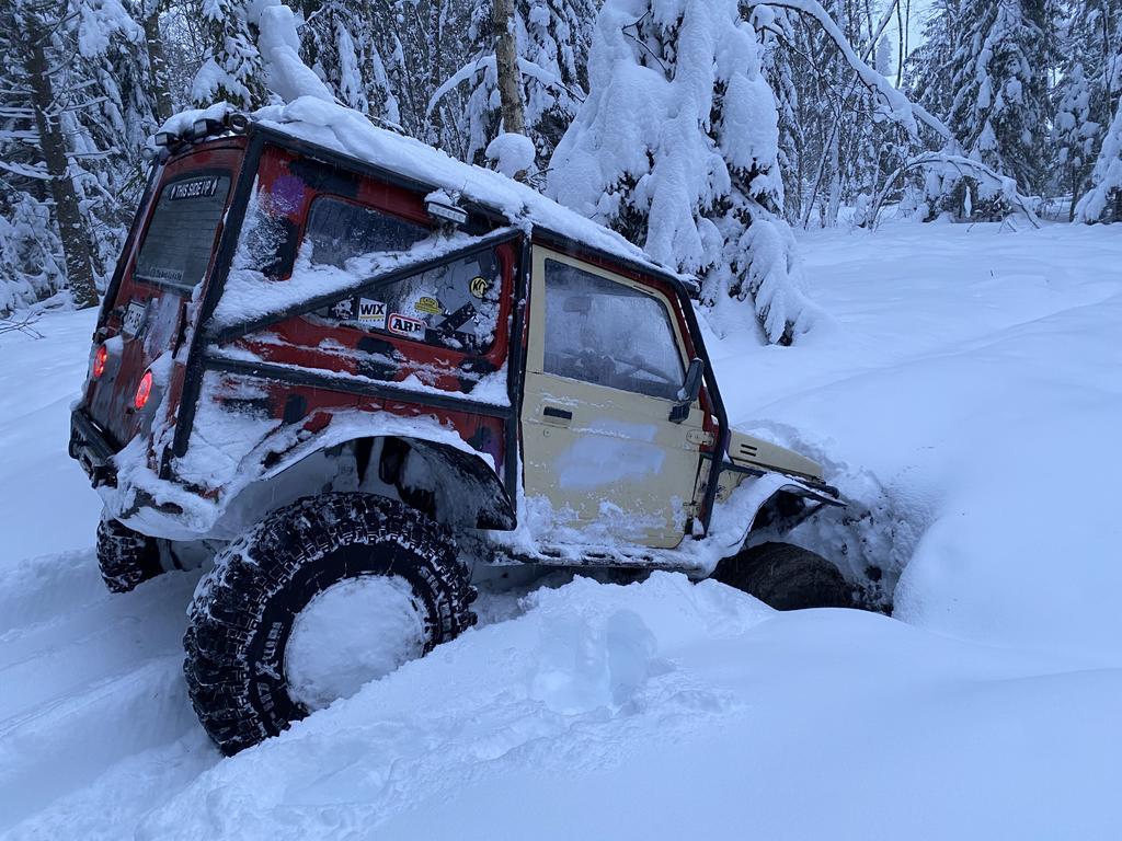 D88B10B4 3A89 453E ACED E8DDE98D17C8