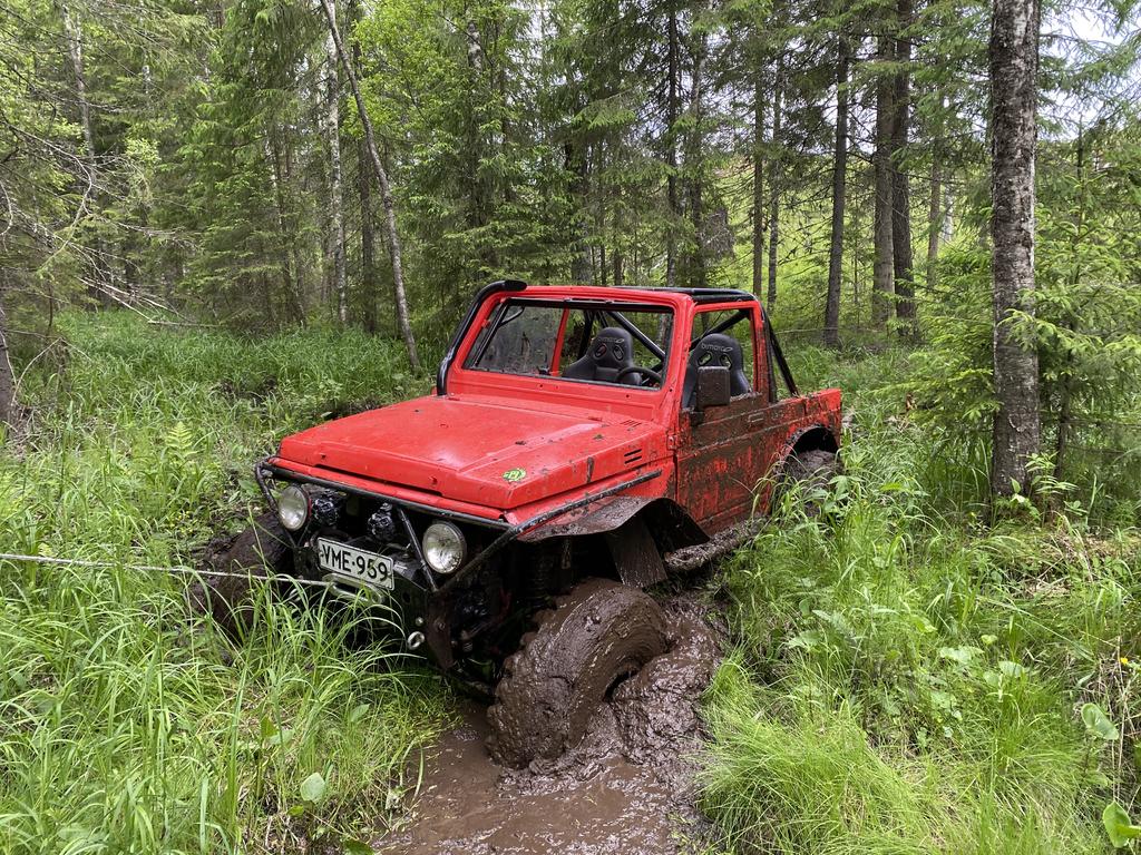 BB260CC2 8A66 4FFB BDD1 771F319F8A9B