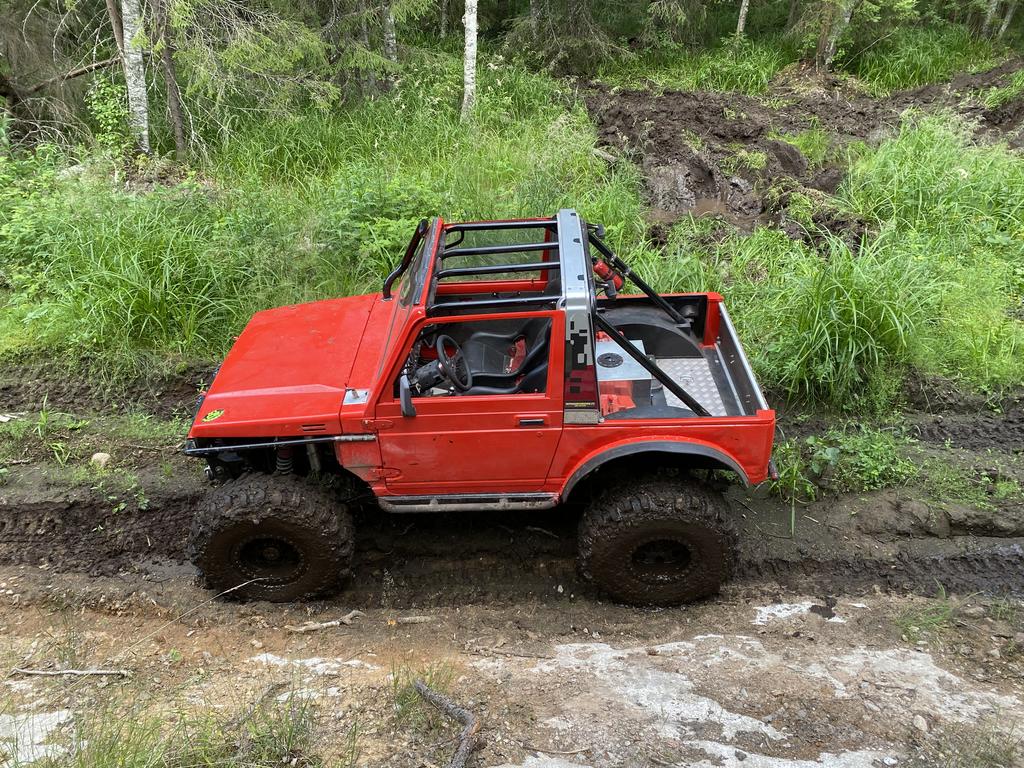 D6E6B2EB 0ECE 41BF AFB1 4F9DDDC0F204