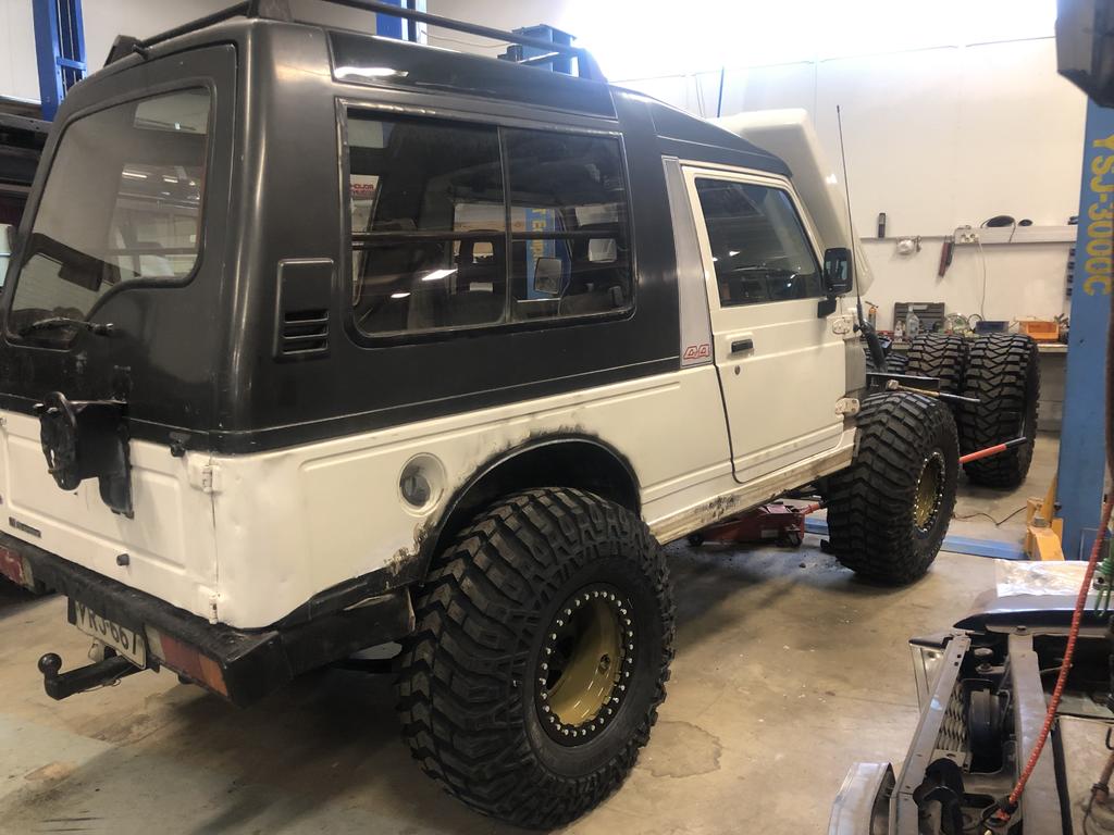 2A4511DF 2D77 4A47 97F7 7D256F15671F