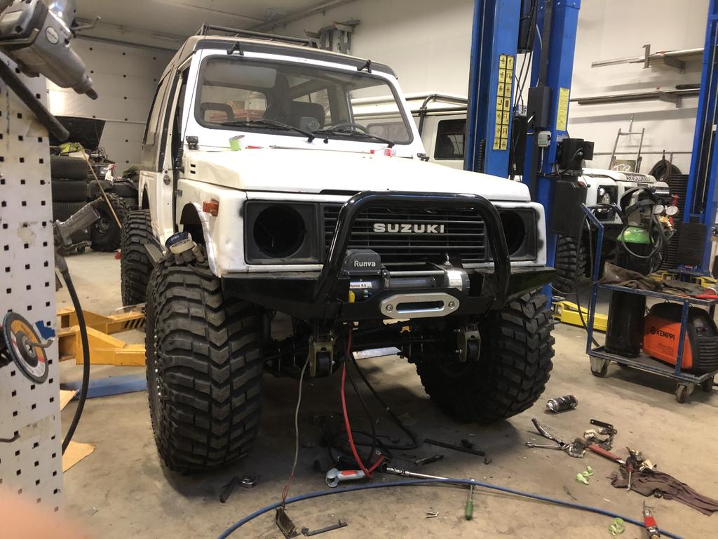 D49B52CF F903 4A91 B0CA AC5CFBBE4312