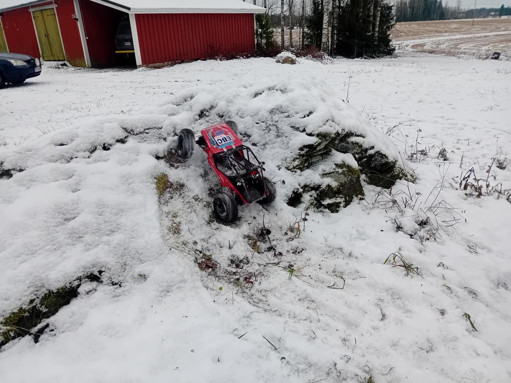 haasteita riitt niin isoille kuin pienillekin